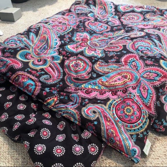 Vera Bradley Comforter set - Picture 1 of 6